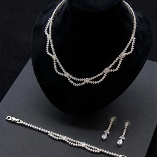 Taşlı Set